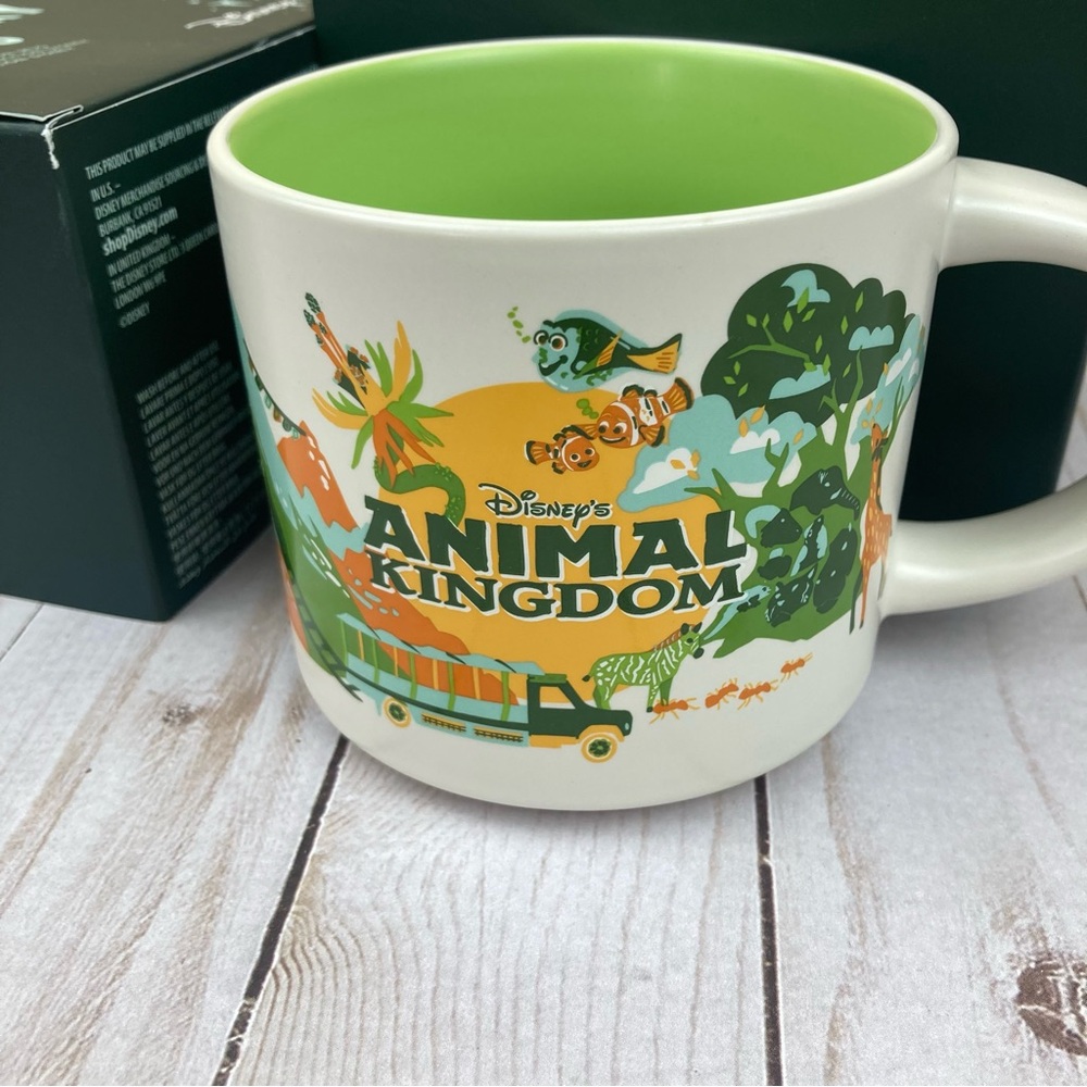 NWT Starbucks Discovery Series Mug Animal Kingdom